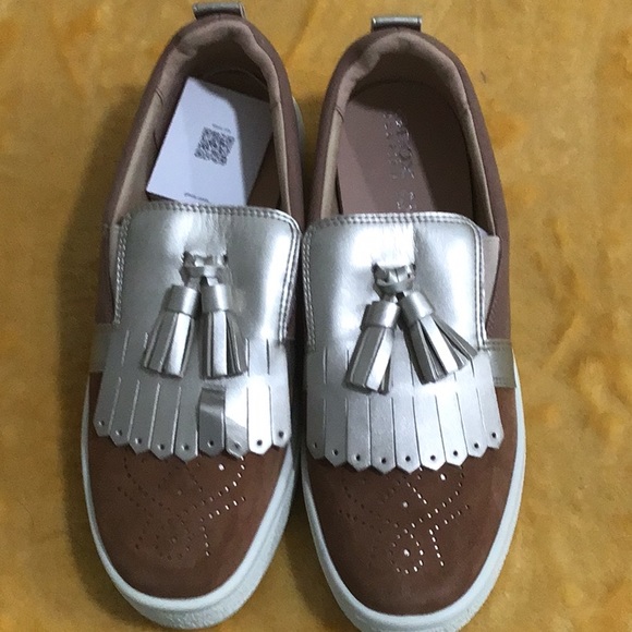 NWOT GEOX Respira Suede Italian Patent Fringe & Tassel Loafer Sneakers - Picture 2 of 12